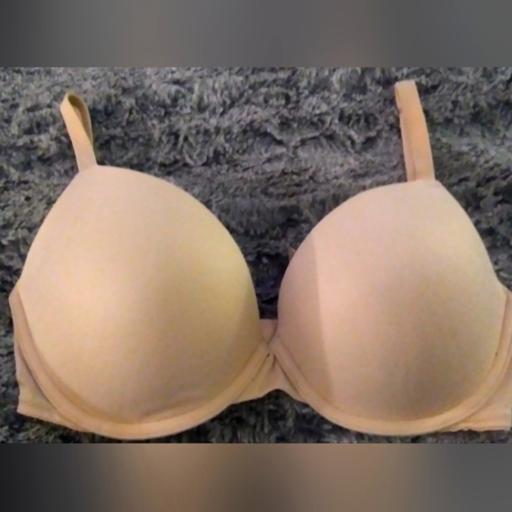 PINK Victoria secret bra